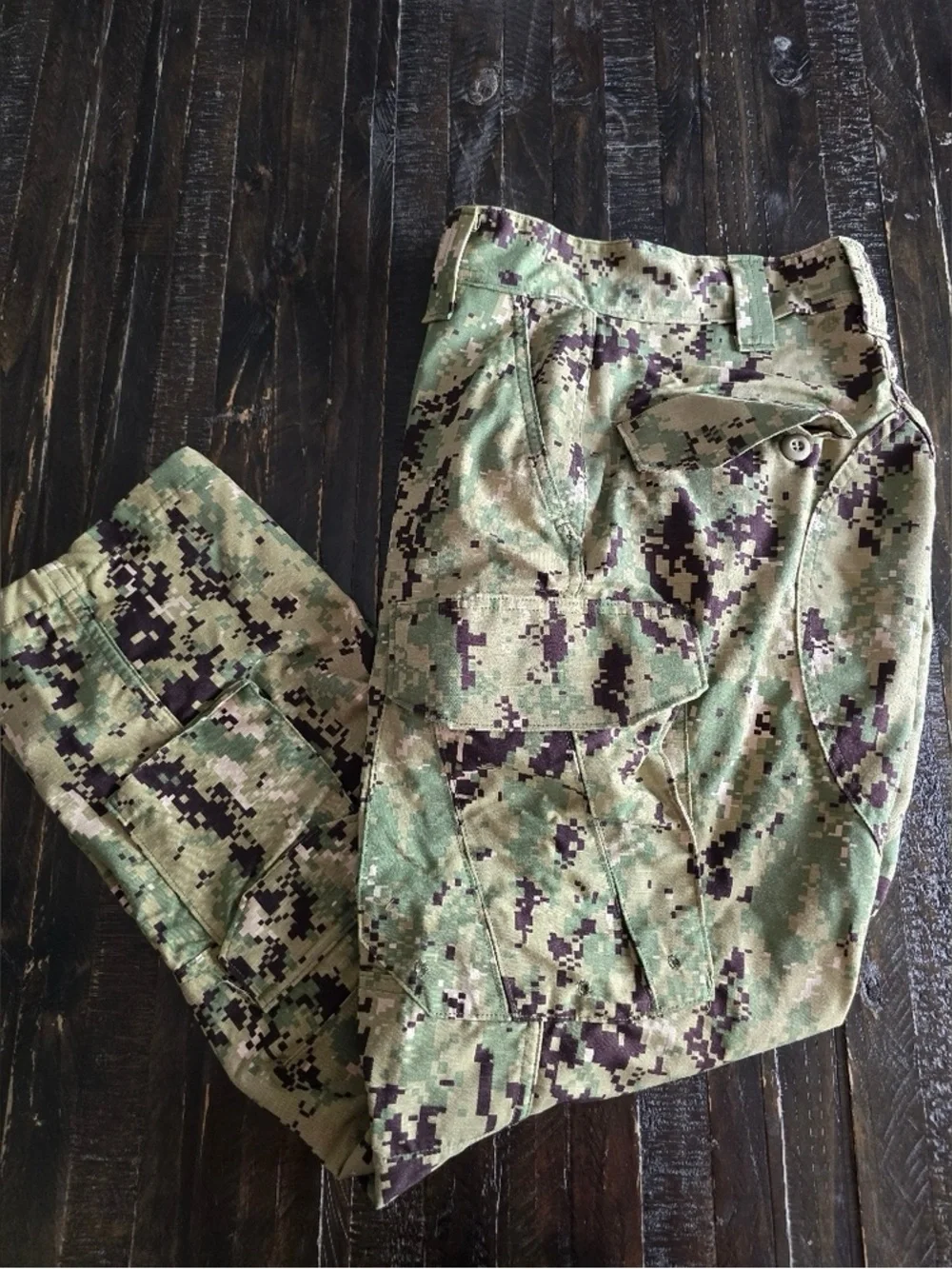 Men's Camo Tactical Pants - Green Woodland Print